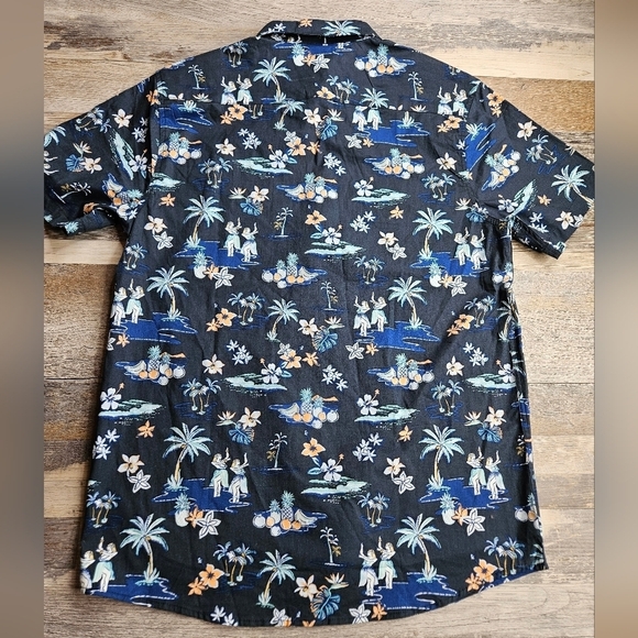 Ron Jon Surf Shop Short Sleeve Button Down Medium Hawaiian theme - Picture 6 of 7